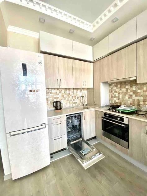 Квартира на Крымской 22/22, 57 м²